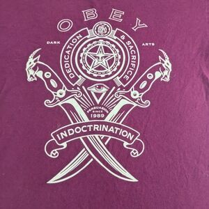 Obey Dedication & Indoctrination Propaganda Streetwear Maroon Tee Medium
